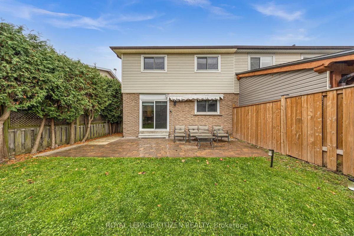 2389 Cobbinshaw Circle, ON L5N 2G2