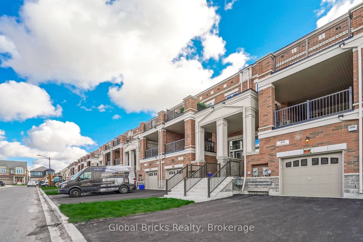 49 Burnhamthorpe Road, ON L6H 7C8