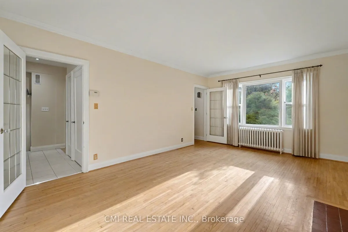 2317 Lakeshore Road, ON L7R 1B3