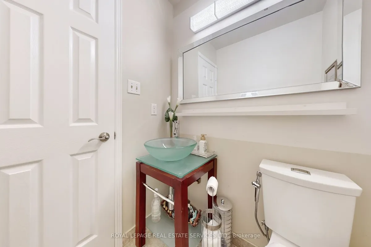 47 Hood Crescent, ON L6Y 4S7