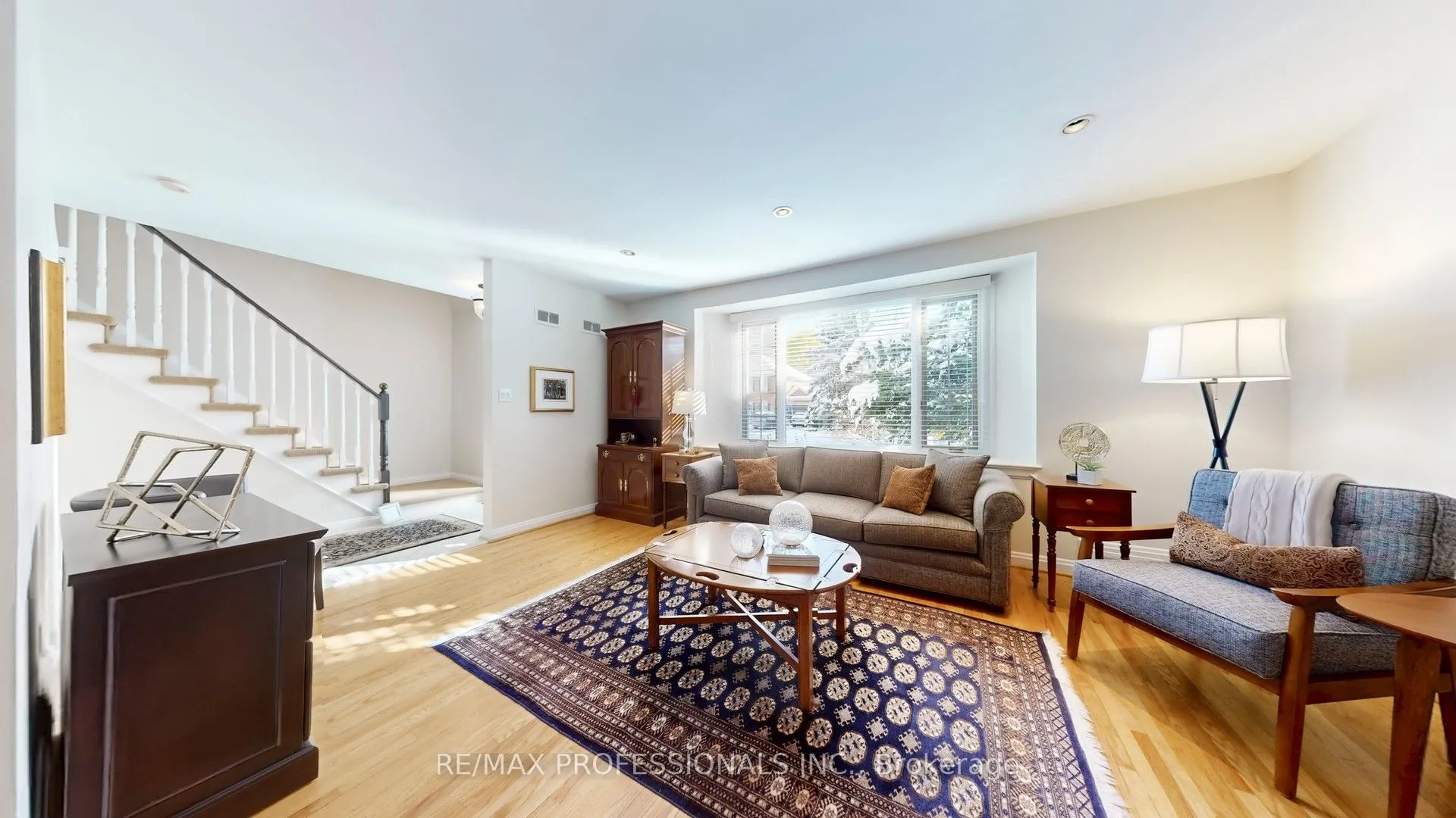 44 Robin Hood Road, ON M9A 2W8