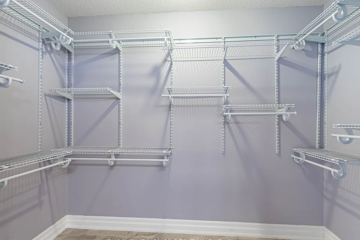 1876 Roy Ivor Crescent, ON L5L 3N8