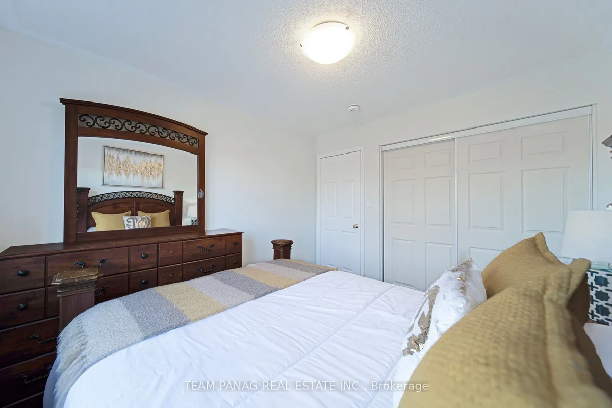 18 Raccoon Street, ON L6S 6L8