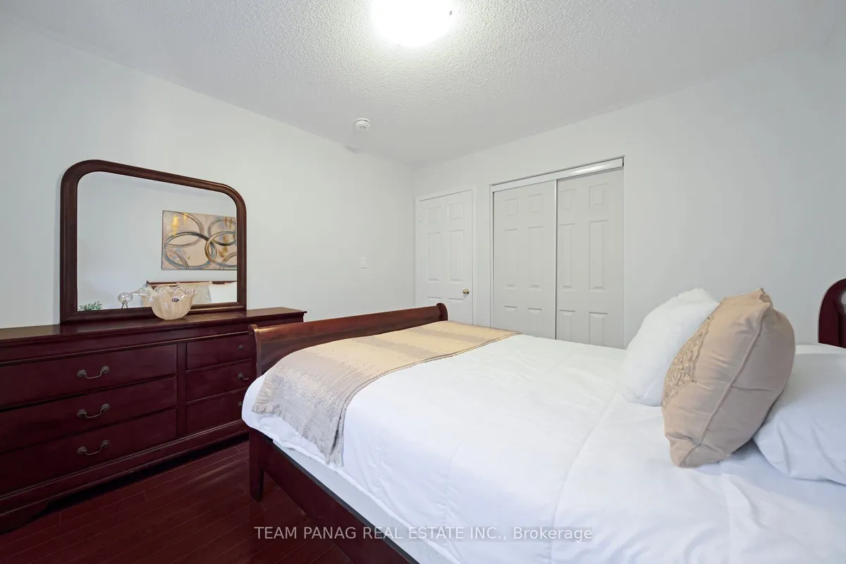 18 Raccoon Street, ON L6S 6L8