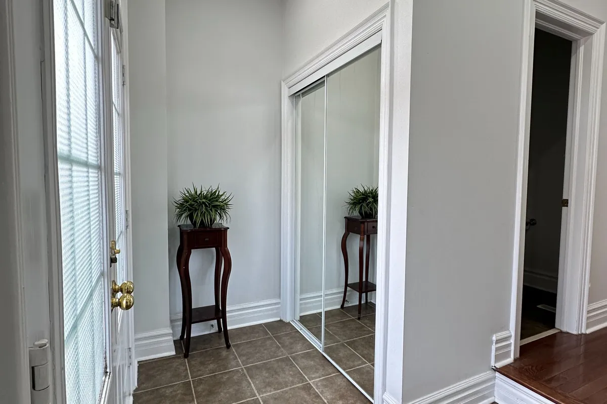 5 Streamline Drive, ON L6V 4S6