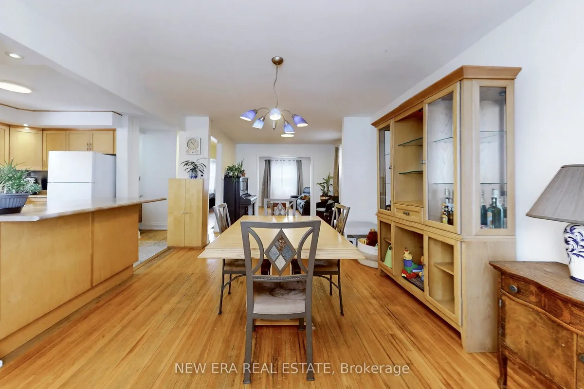 80 Renfield Street, ON M6M 4V7