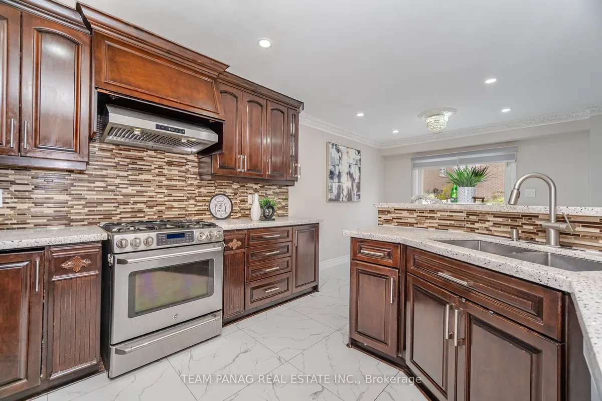 3 Citronella Lane, ON L6R 3E1