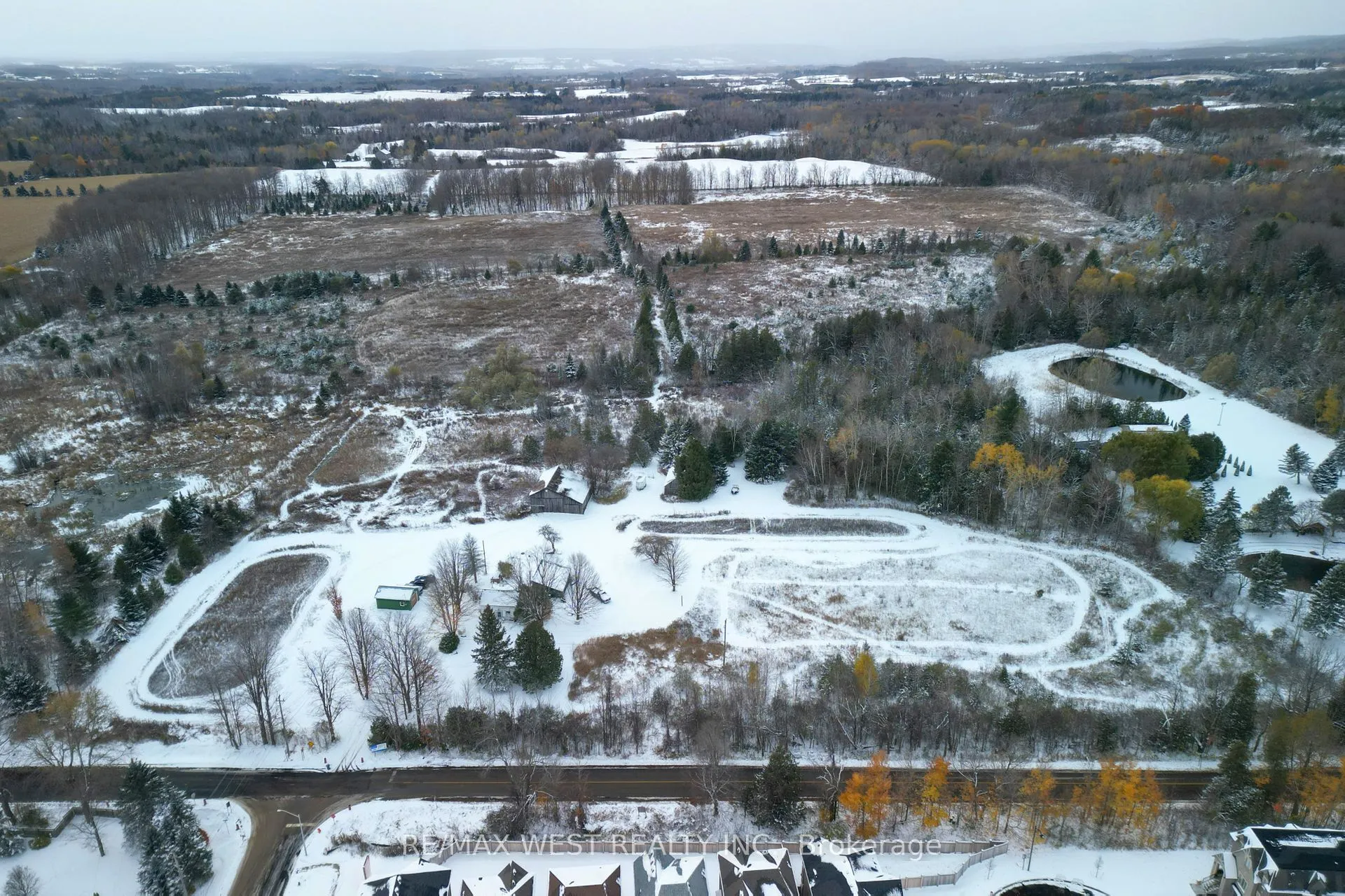 16062 Mountainview Road, ON L7C 2V3