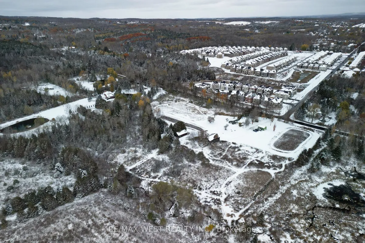 16062 Mountainview Road, ON L7C 2V3