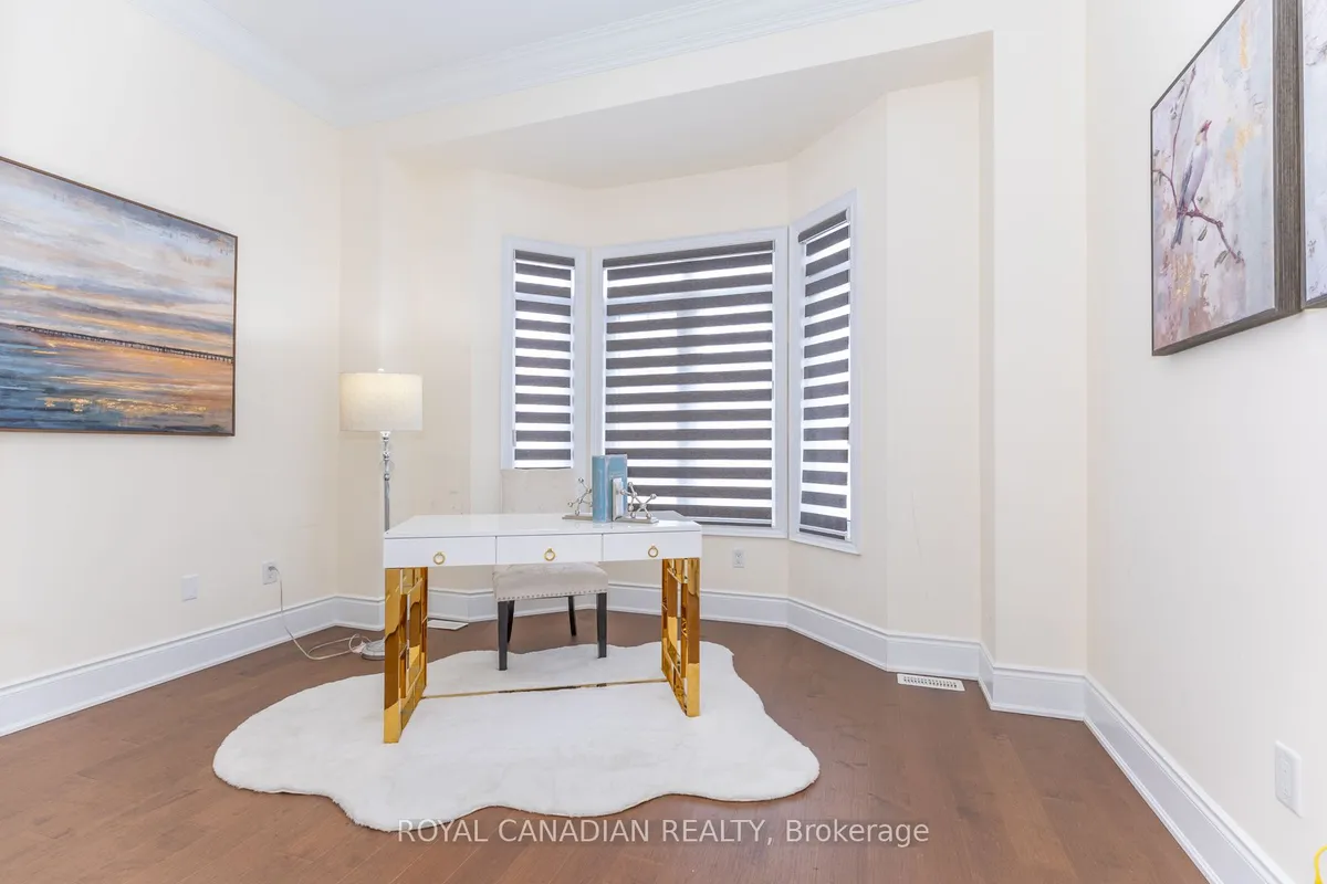 24 Buttonwood Road, ON L6P 4J8