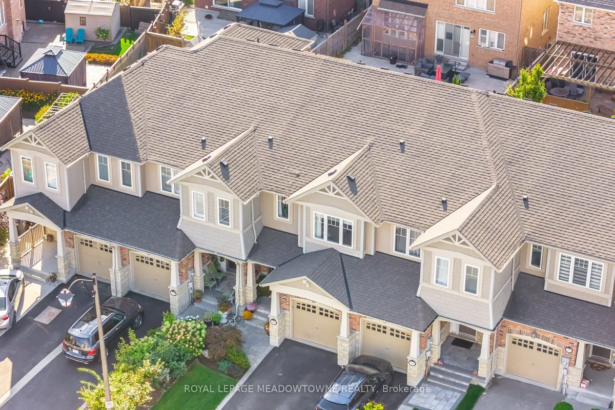 26 Vinewood Road, ON L7C 4A9