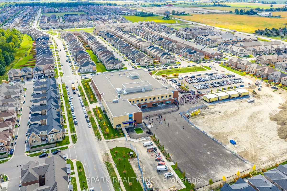 5 Boathouse Road, ON L7A 5B4