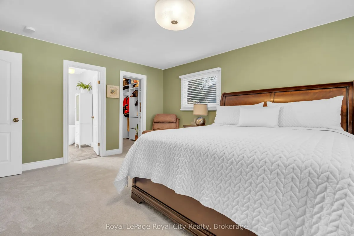 1548 Troika Court, ON L5J 4C4