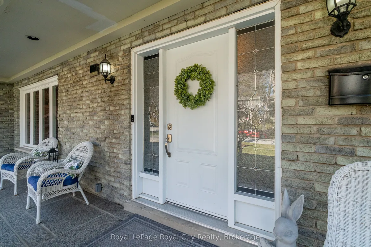 1548 Troika Court, ON L5J 4C4