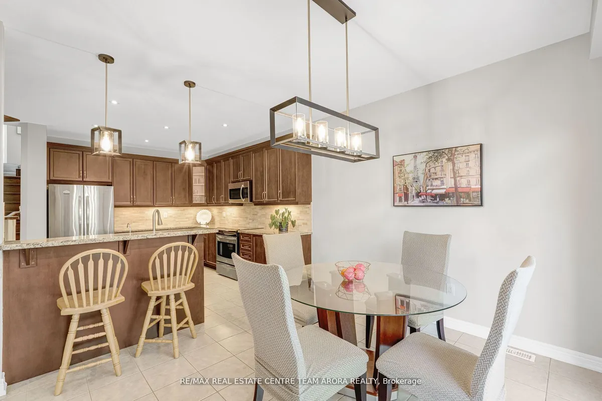 377 Malboeuf Court, ON L9T 7Y3