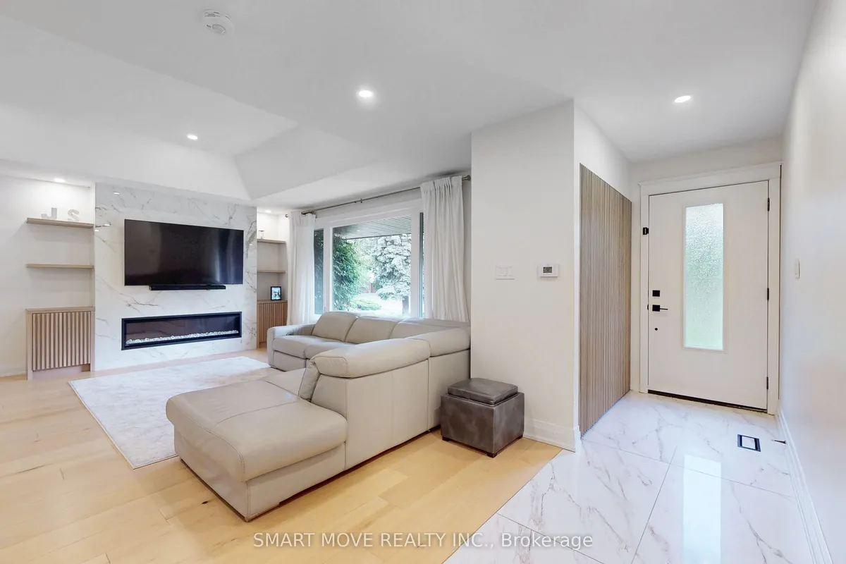 32 Burnelm Drive, ON M9B 4N3