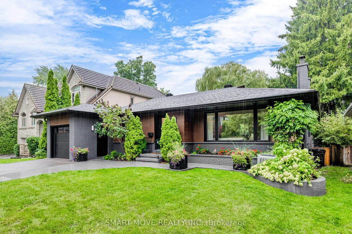 32 Burnelm Drive, ON M9B 4N3