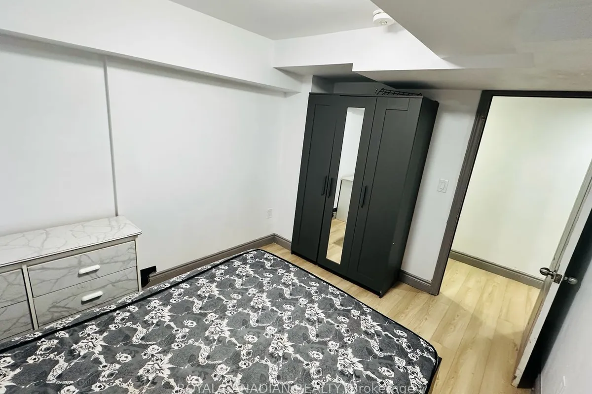 88 Olde Town Road, ON L6X 4X9