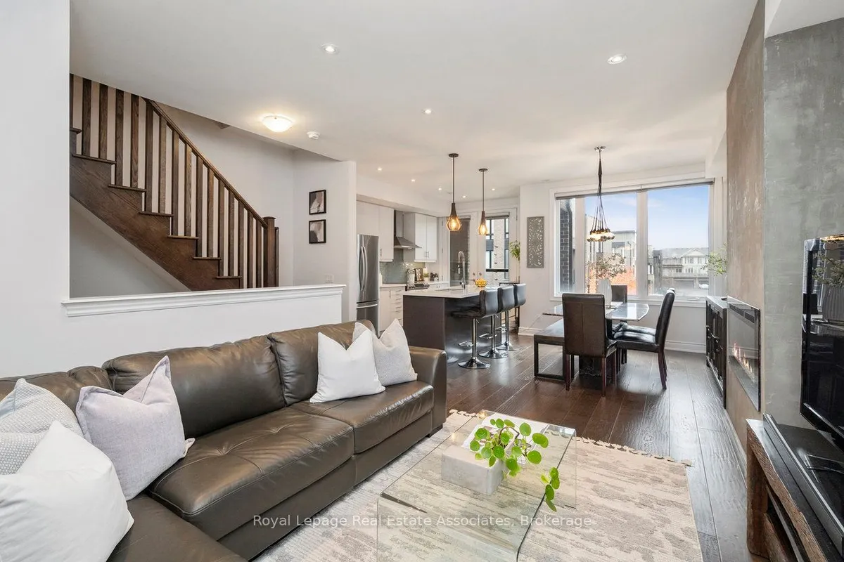 3076 Cascade Common, ON L6H 0R7