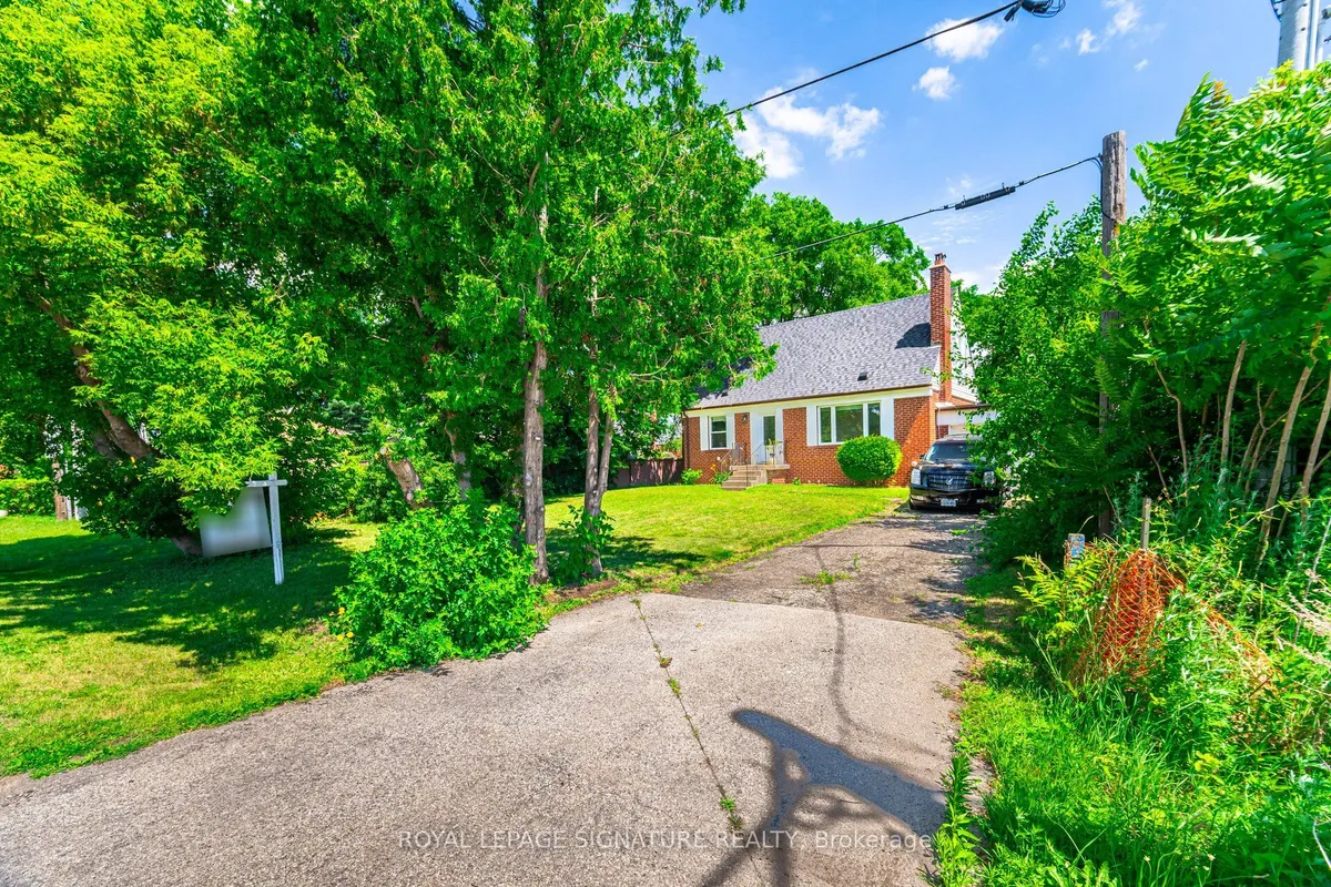 2015 Stanfield Road, ON L4Y 1R2