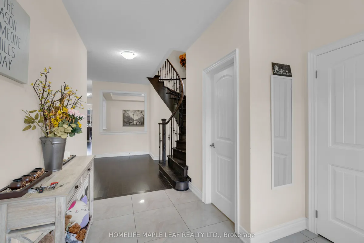 51 Hanbury Crescent, ON L6X 5N8