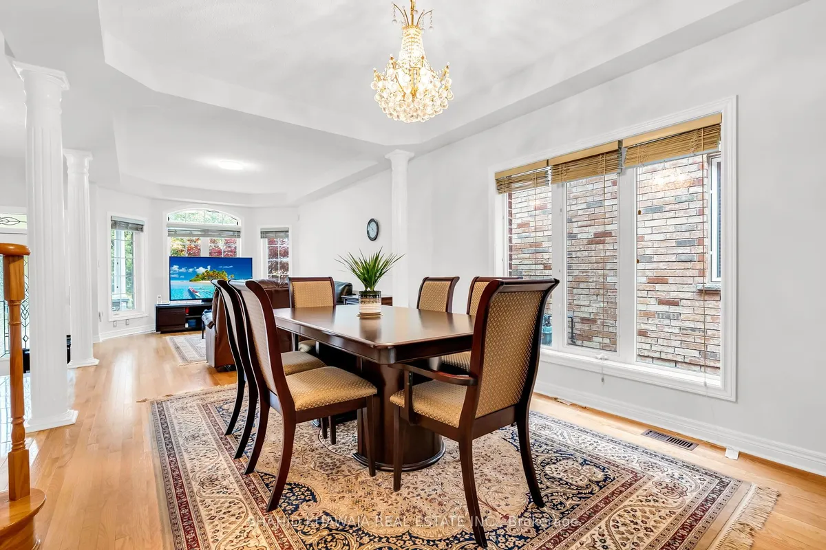 4826 St. Martin Mews, ON L5M 7J9