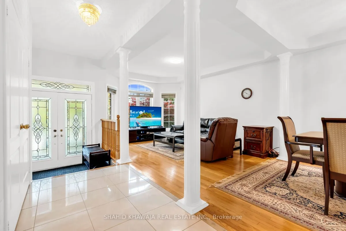 4826 St. Martin Mews, ON L5M 7J9