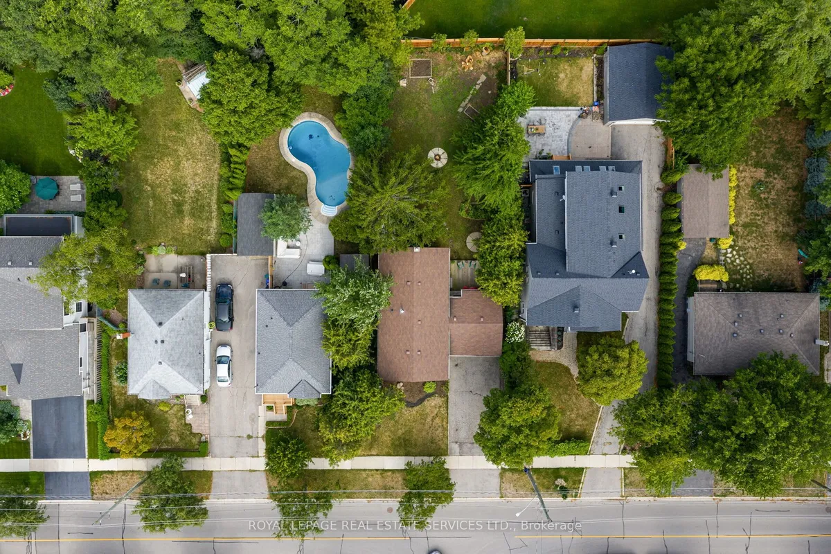 2339 Hixon Street, ON L6L 1T7