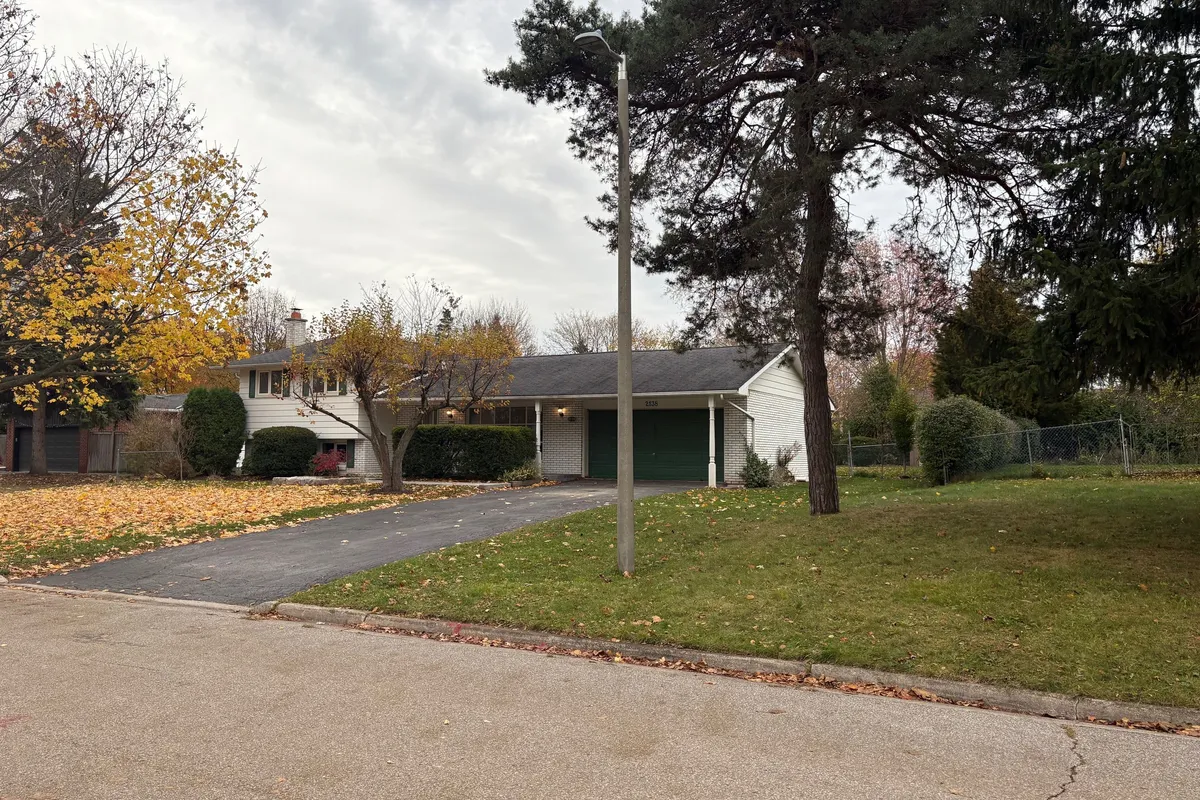 2138 Salmon Road, ON L6L 1M5