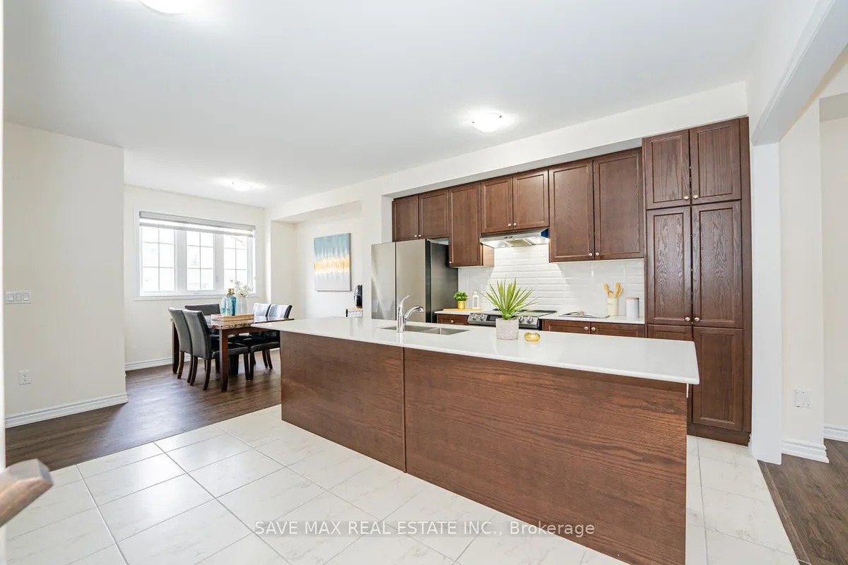 68 First Street, ON L9W 2E4