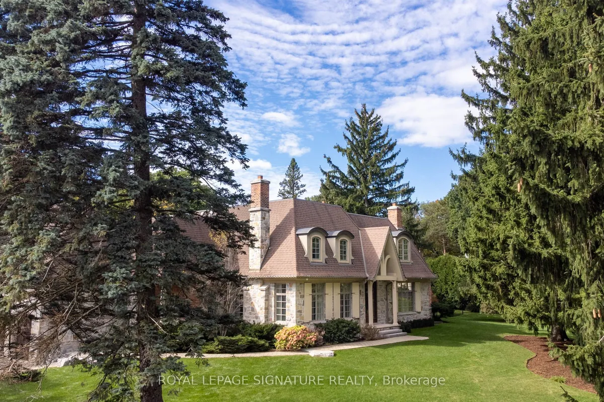 1161 Tecumseh Park Drive, ON L5H 2W3