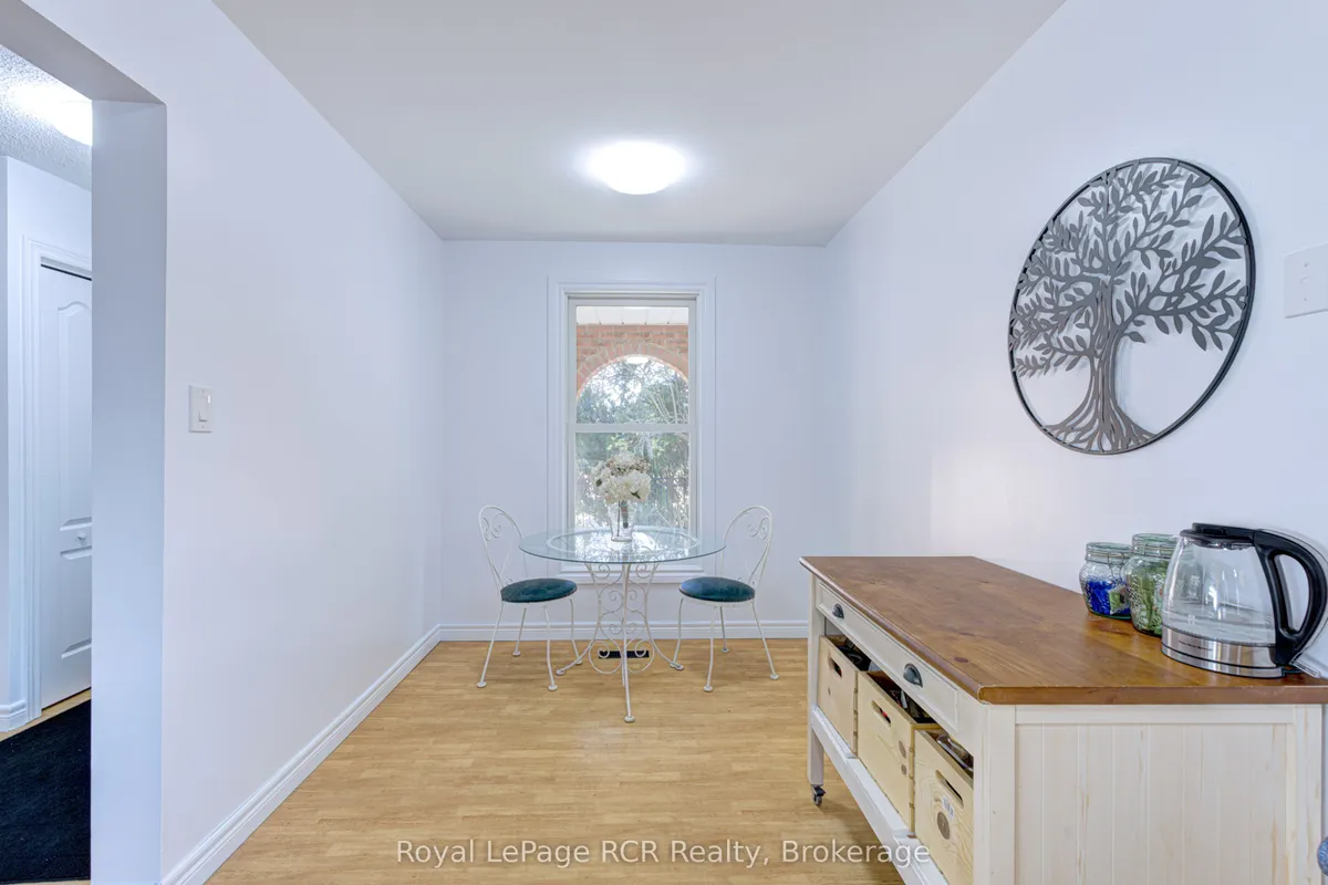 501 Beaver Court, ON L9T 4A7