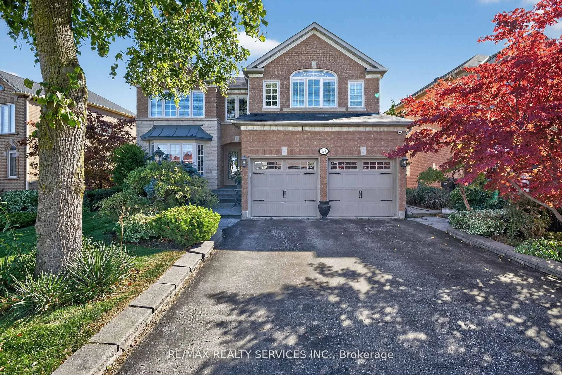 124 Royal Valley Drive, ON L7C 1A5