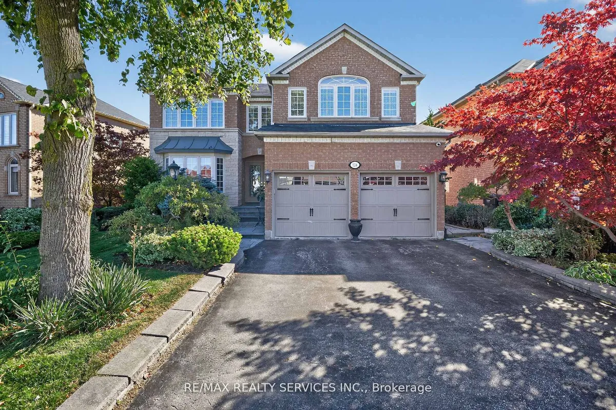 124 Royal Valley Drive, ON L7C 1A5