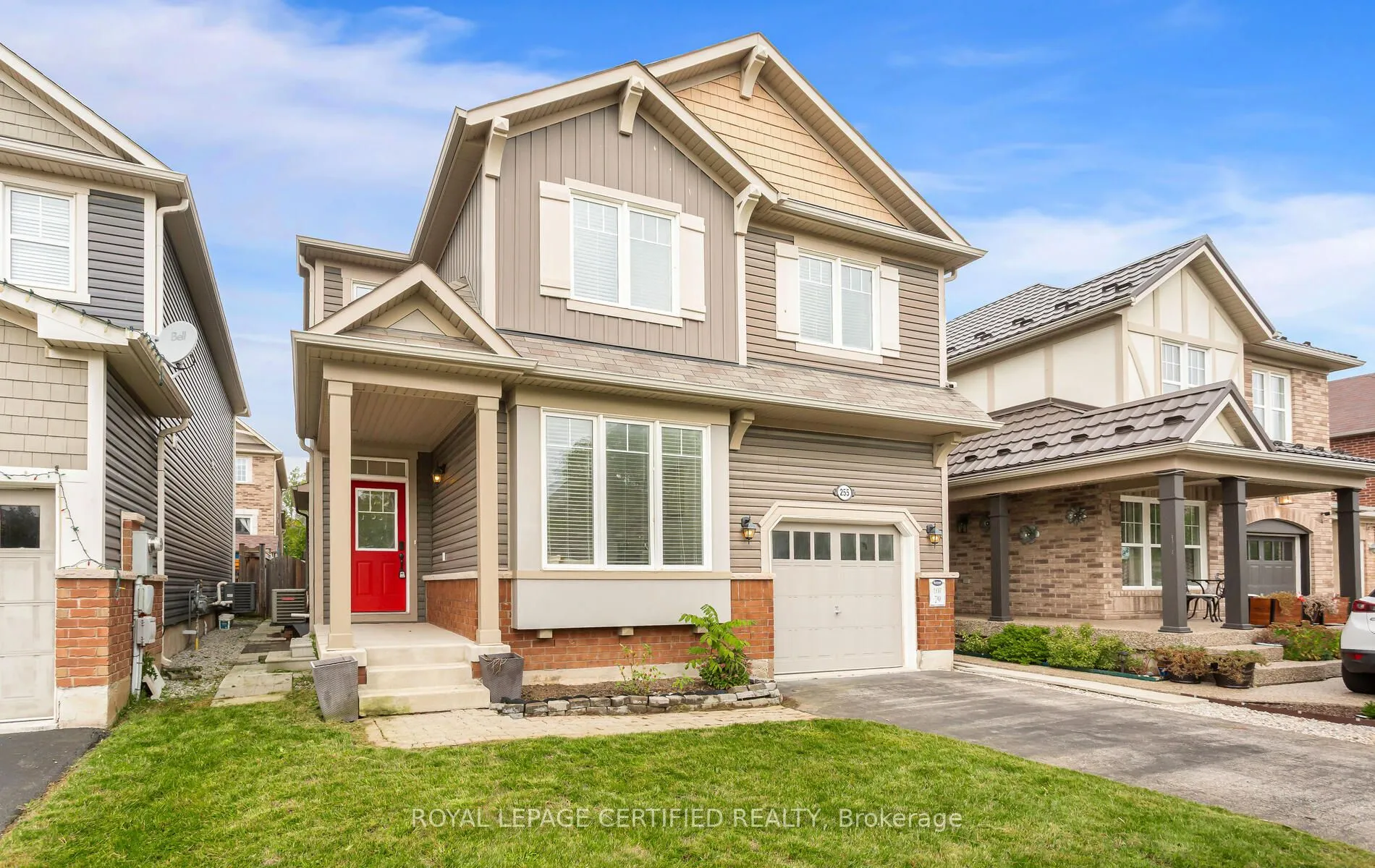 Detached interior view at 255 Cochrane Terrace Milton