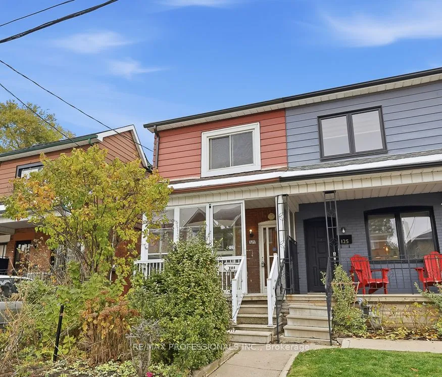 127 Kane Avenue, ON M6M 3N1