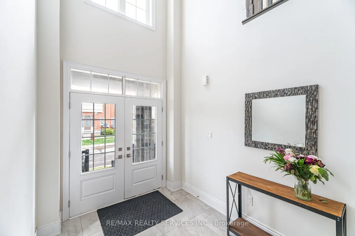 38 Foxsparrow Road, ON L6V 3P5