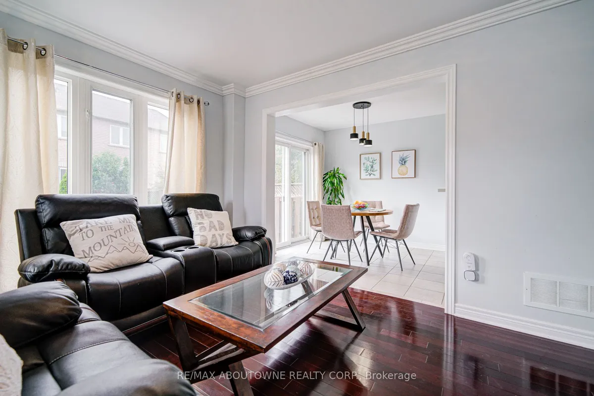 404 Kittridge Road, ON L6H 7K6