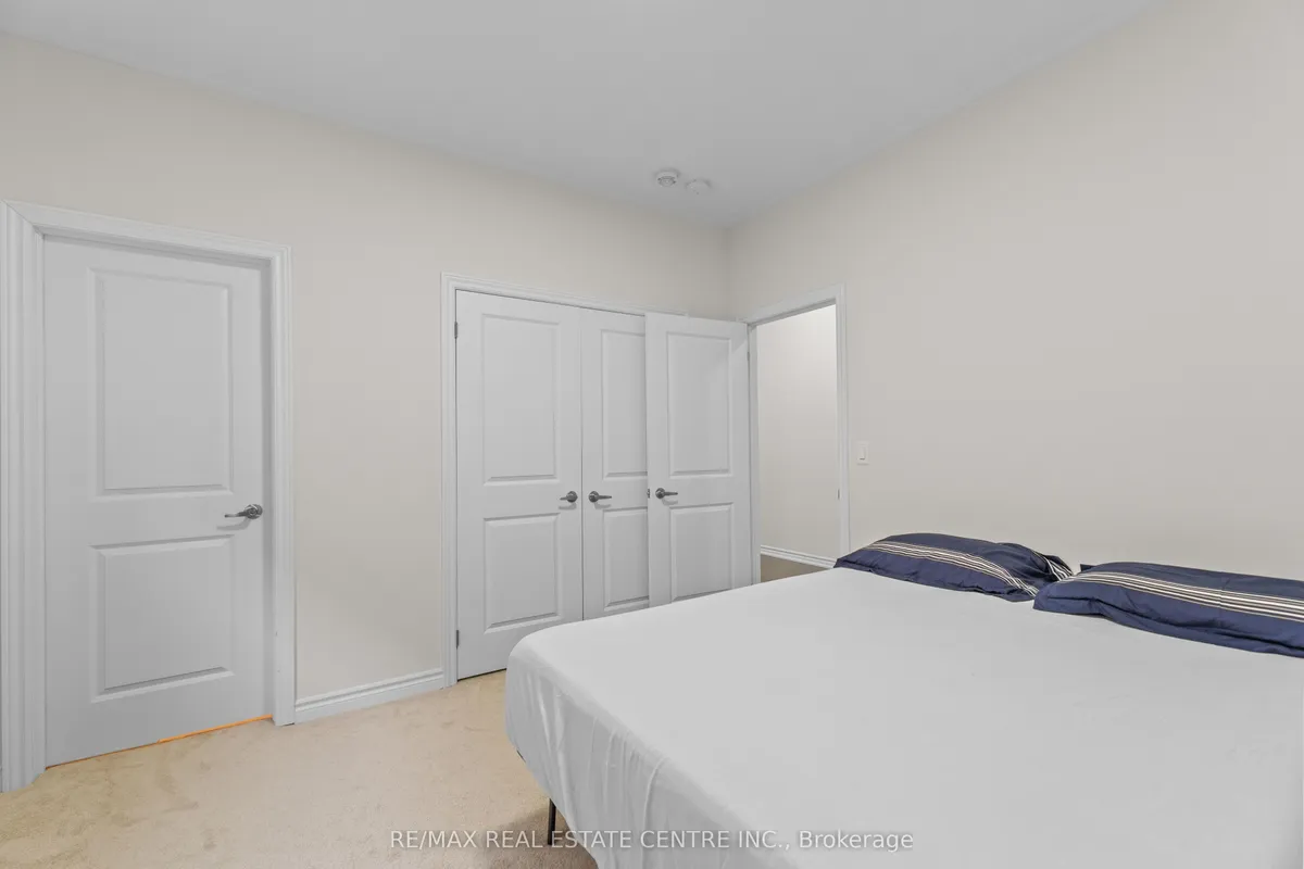 8 Vincena Road, ON L7C 4M5