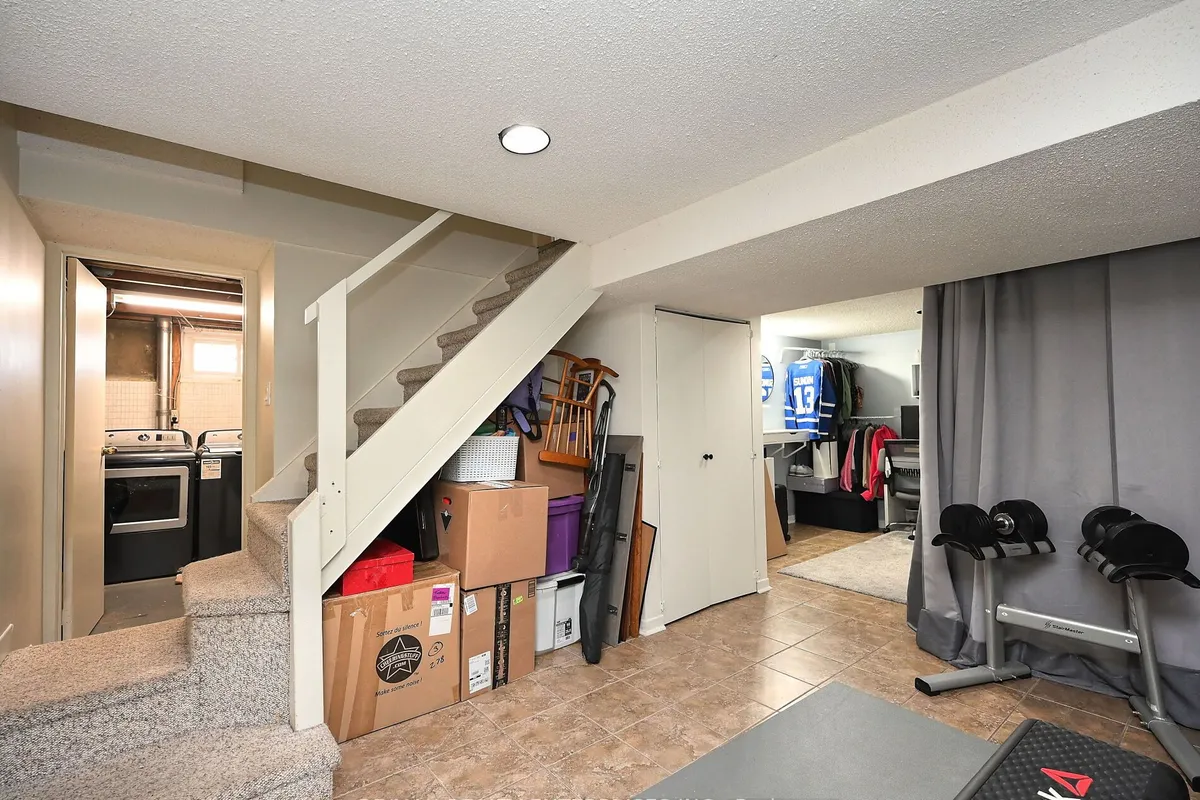 13 Avon Park Drive, ON M8Z 3X3