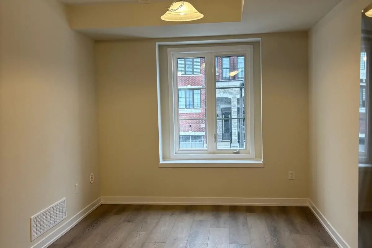 1341 Kaniv Street, ON L6M 5R3