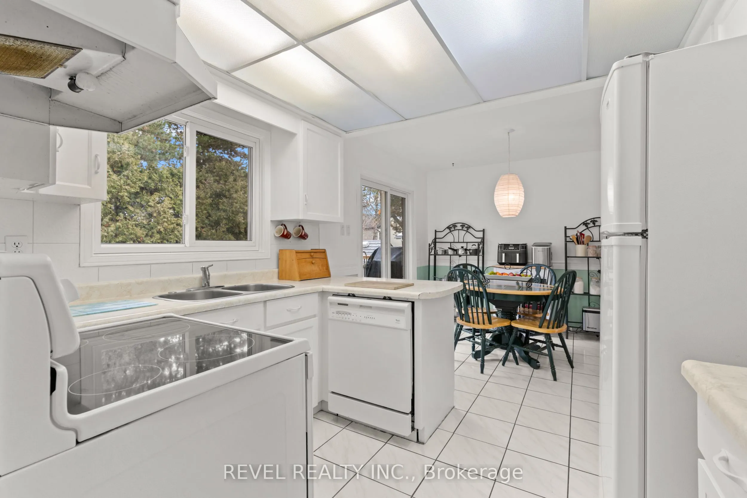 5 Mckee Drive, ON L7C 1G8