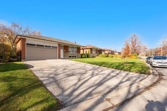 4 Windsor Road, ON M9R 3E9