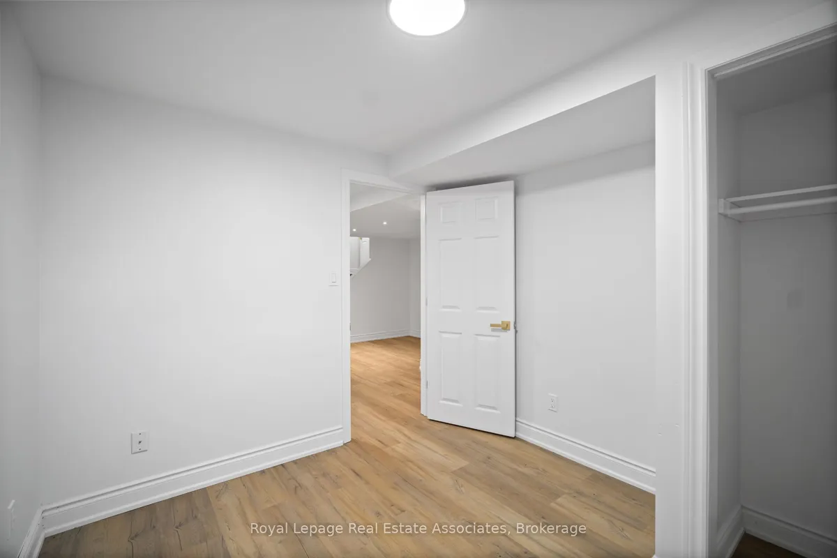 580 Courtney Valley Road, ON L5V 0C2