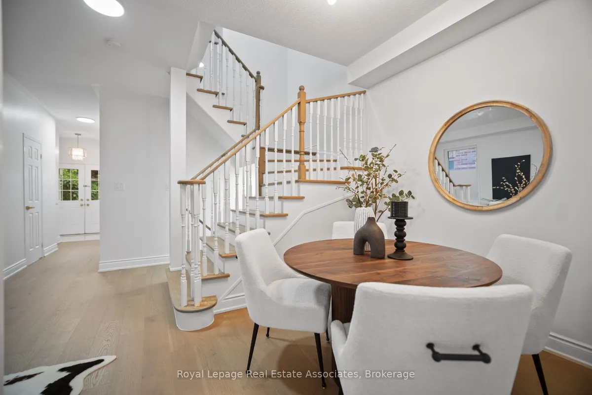 580 Courtney Valley Road, ON L5V 0C2