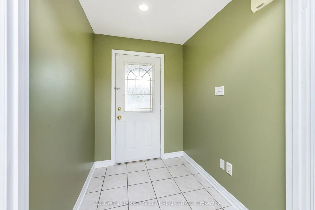 427 Kingsview Drive, ON L7E 1J4