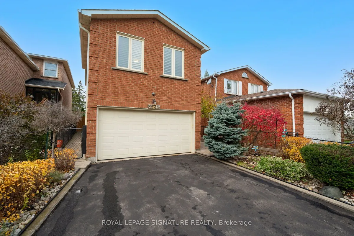 3509 Woodhurst Crescent, ON L5L 1N5