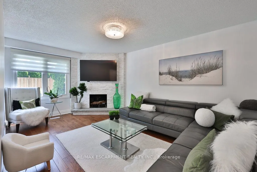 5551 River Grove Avenue, ON L5M 3T6