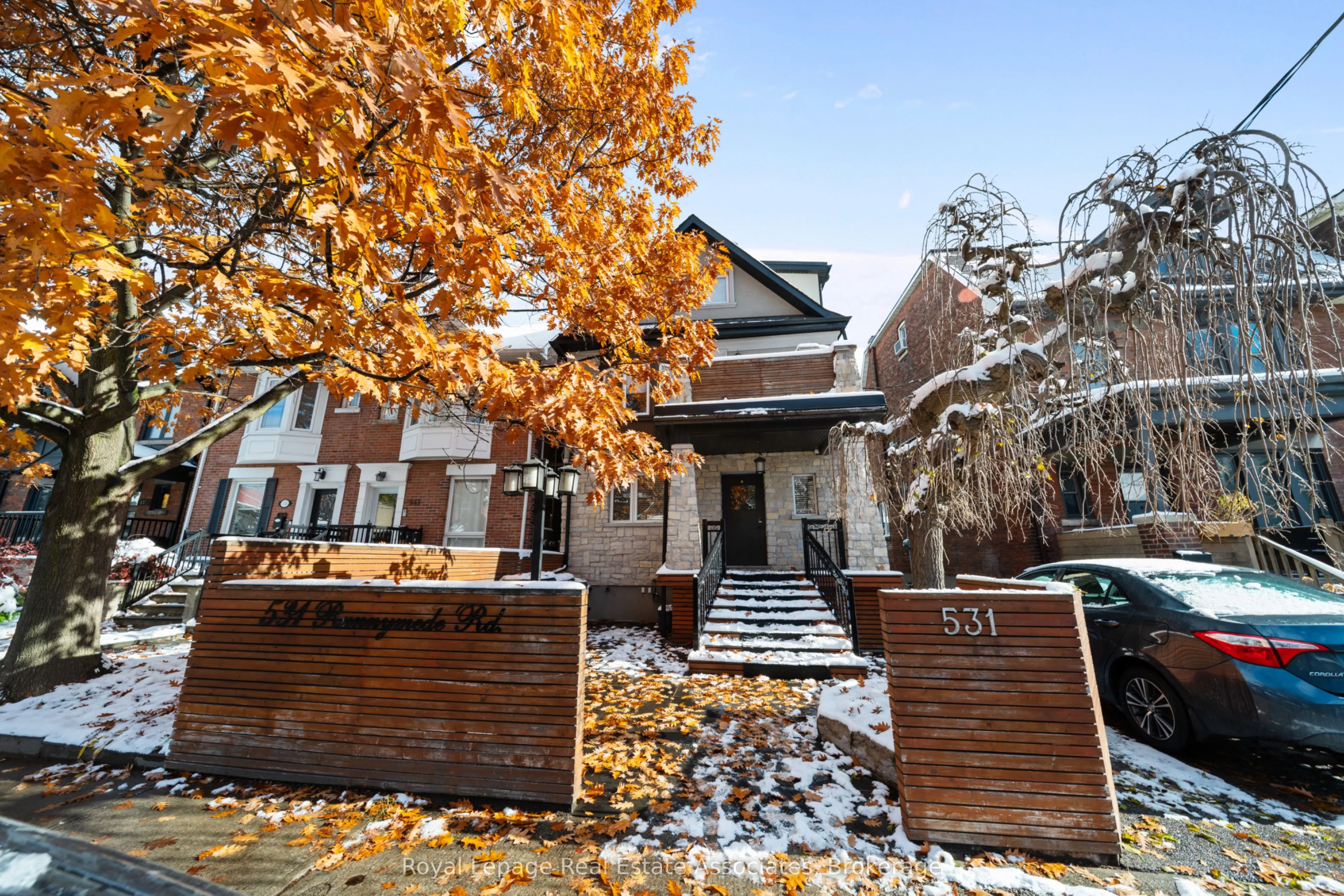 531 Runnymede Road, ON M6S 2Z8