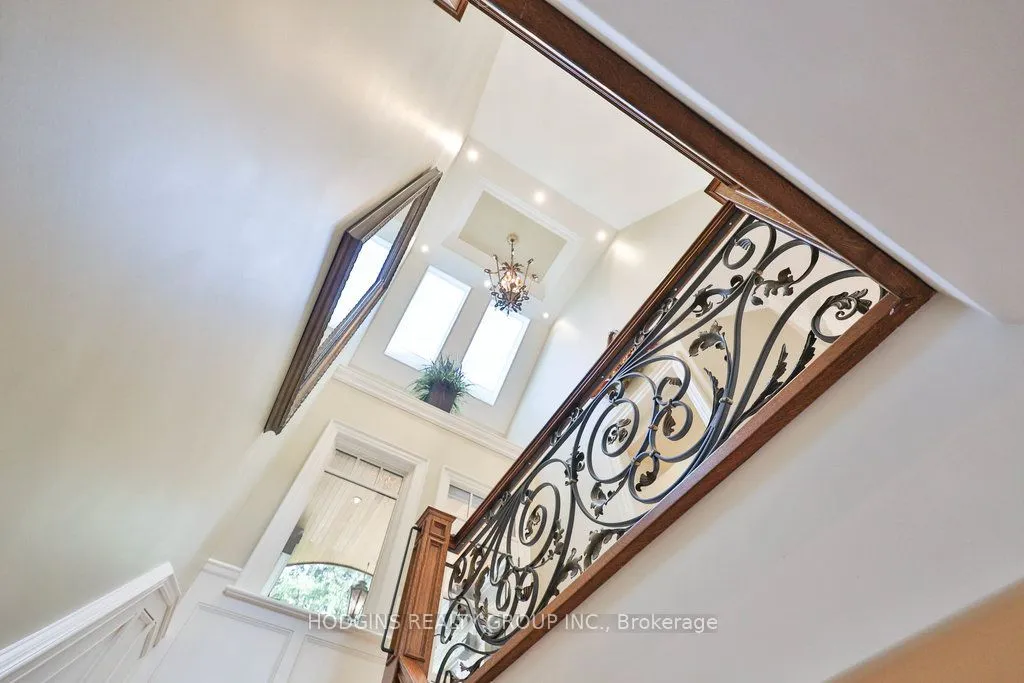 158 Harborn Trail, ON L5B 1A8